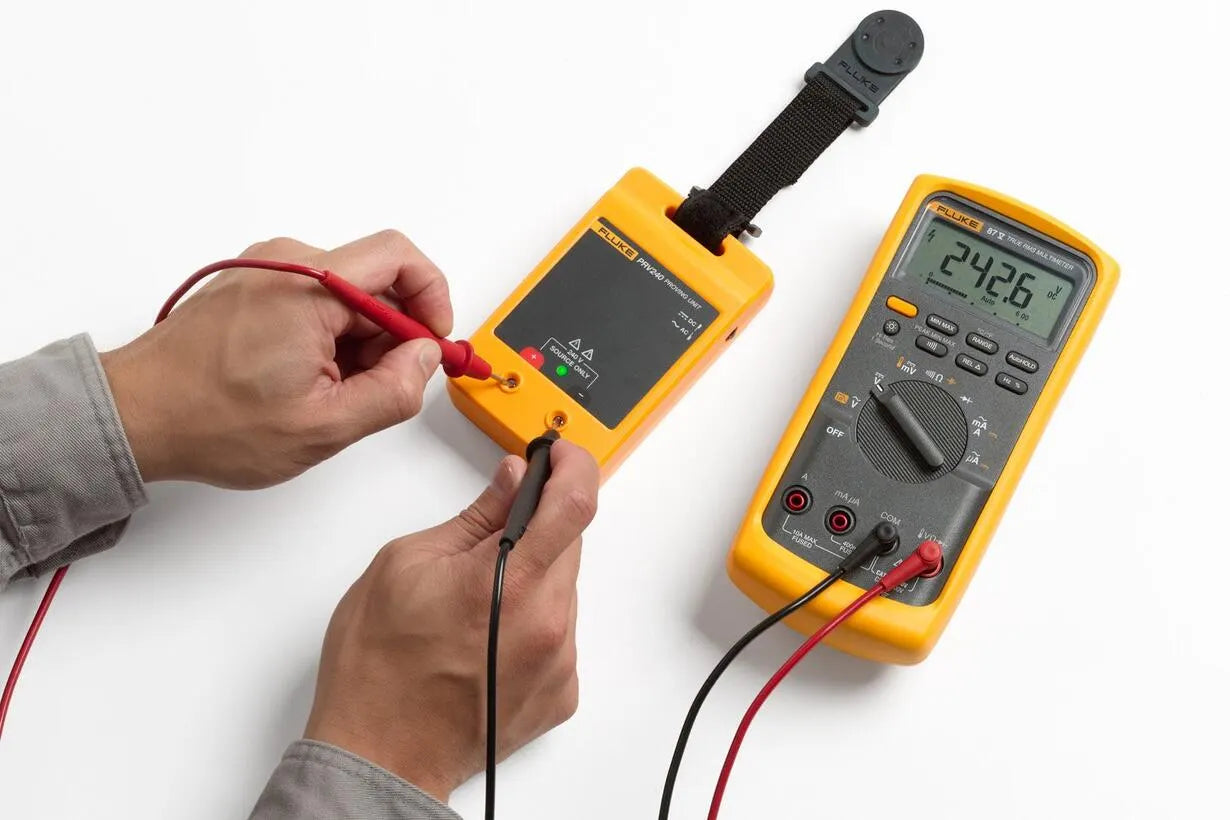 Fluke AC/DC Proving Unit PRV240