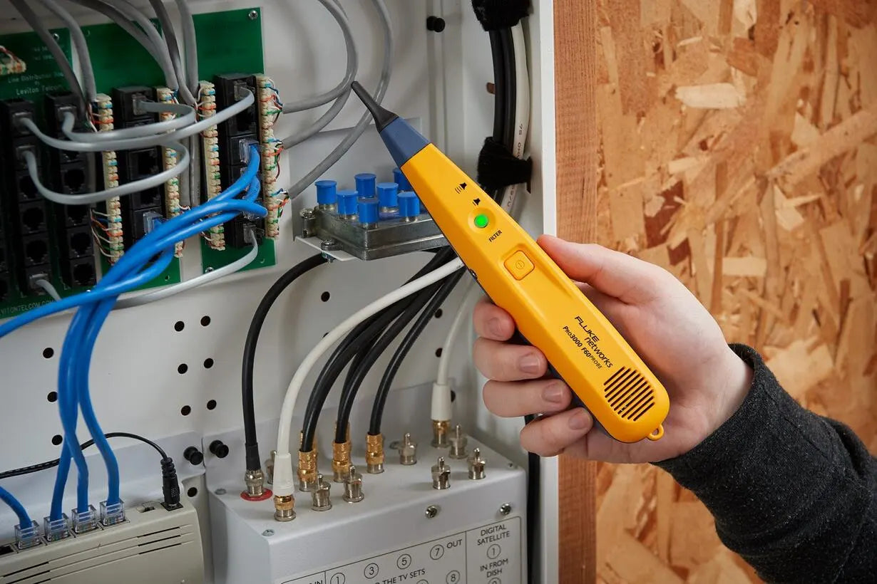 Fluke Networks Pro3000F50-KIT Tone Generator and Filtered Probe FLUPRO3000F50-KIT