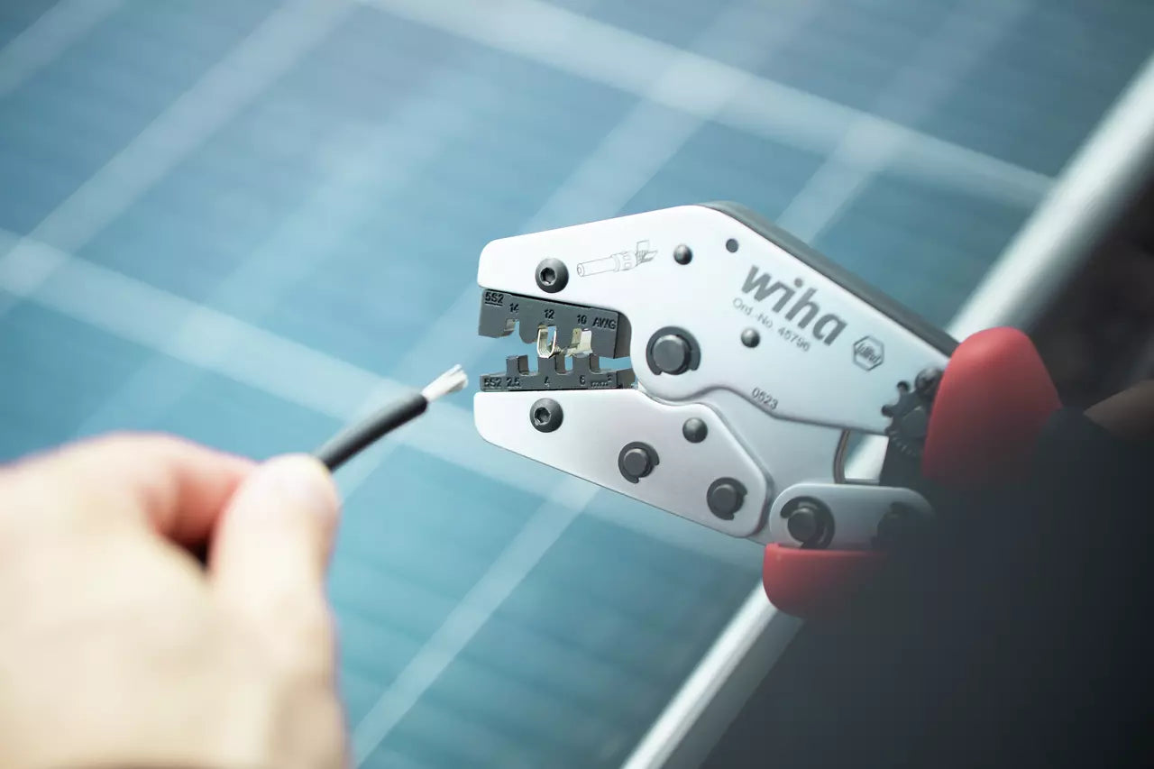 Wiha Photovoltaic Solar Crimping Tool 45796