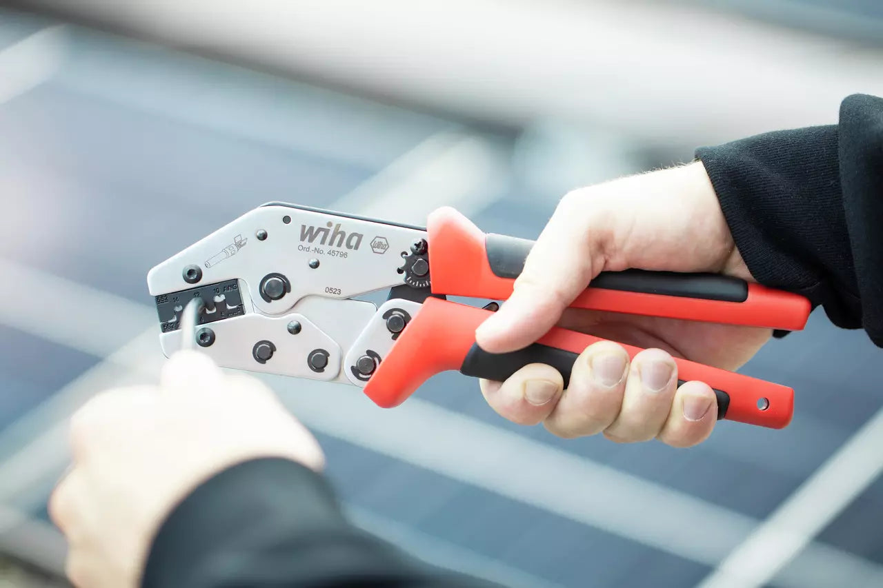 Wiha Photovoltaic Solar Crimping Tool 45796