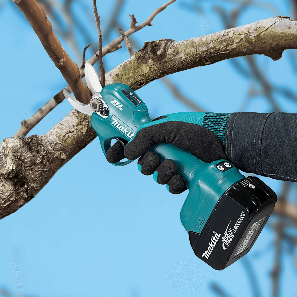 Makita 18V 3.0Ah Brushless Cordless Pruning Shears Kit DUP181F01