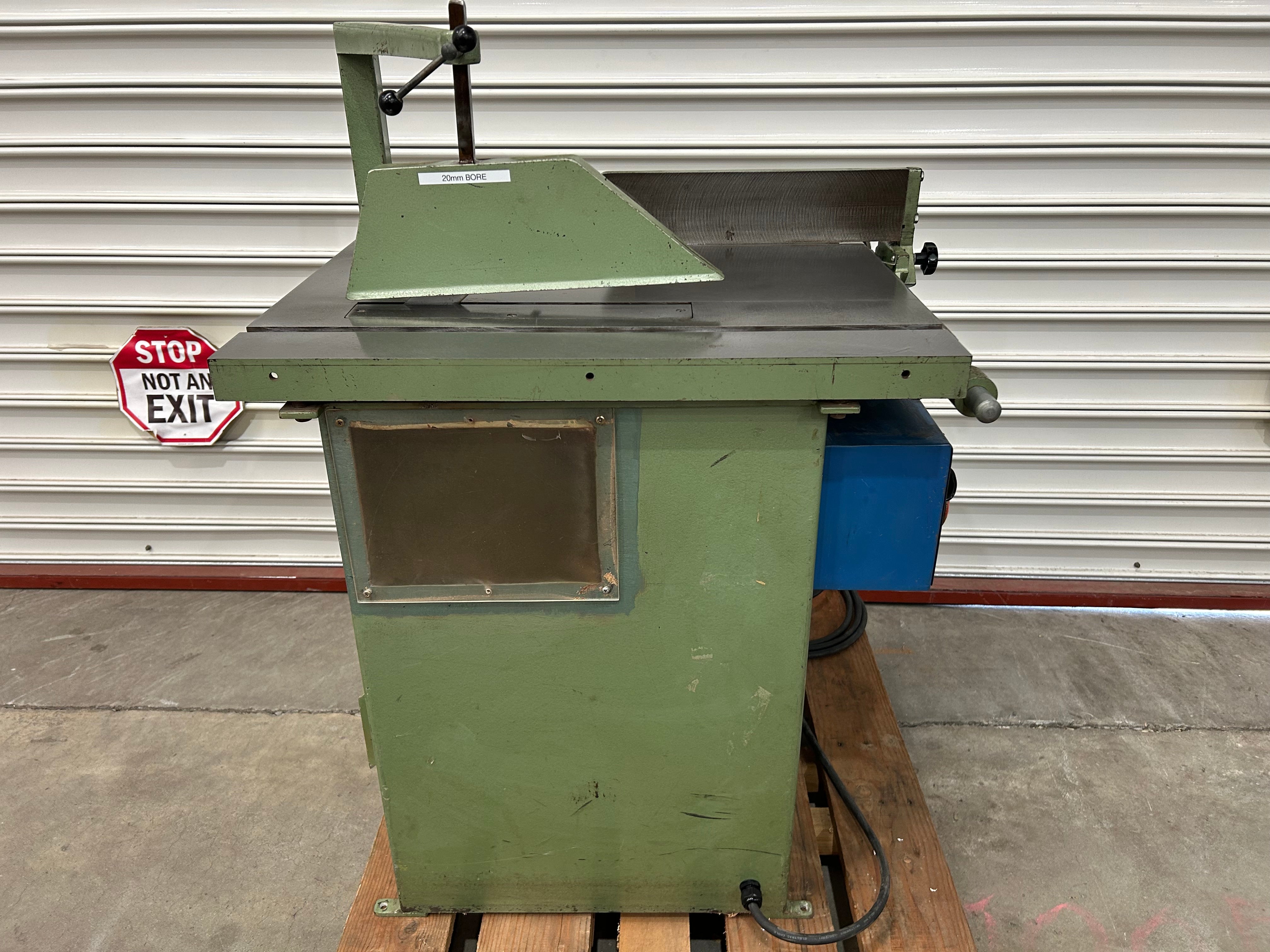 Woodfast *Pre Loved* 300mm Table Saw 415V CS300