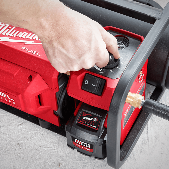 Milwaukee 18V FUEL™ Air Compressor Bare (Tool Only) M18FAC-0