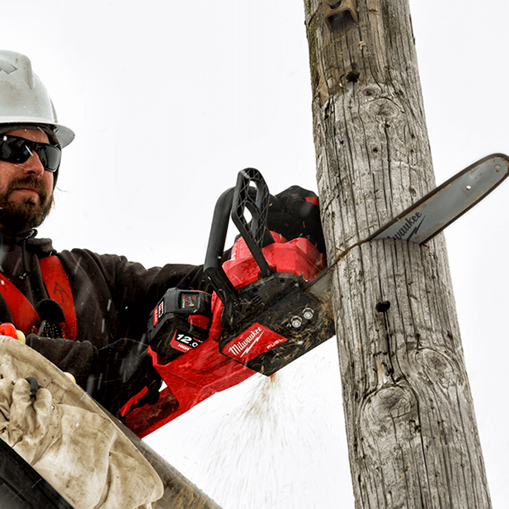 Milwaukee M18 FUEL™ 14" (356mm) Chainsaw (Tool Only) M18FCHS140