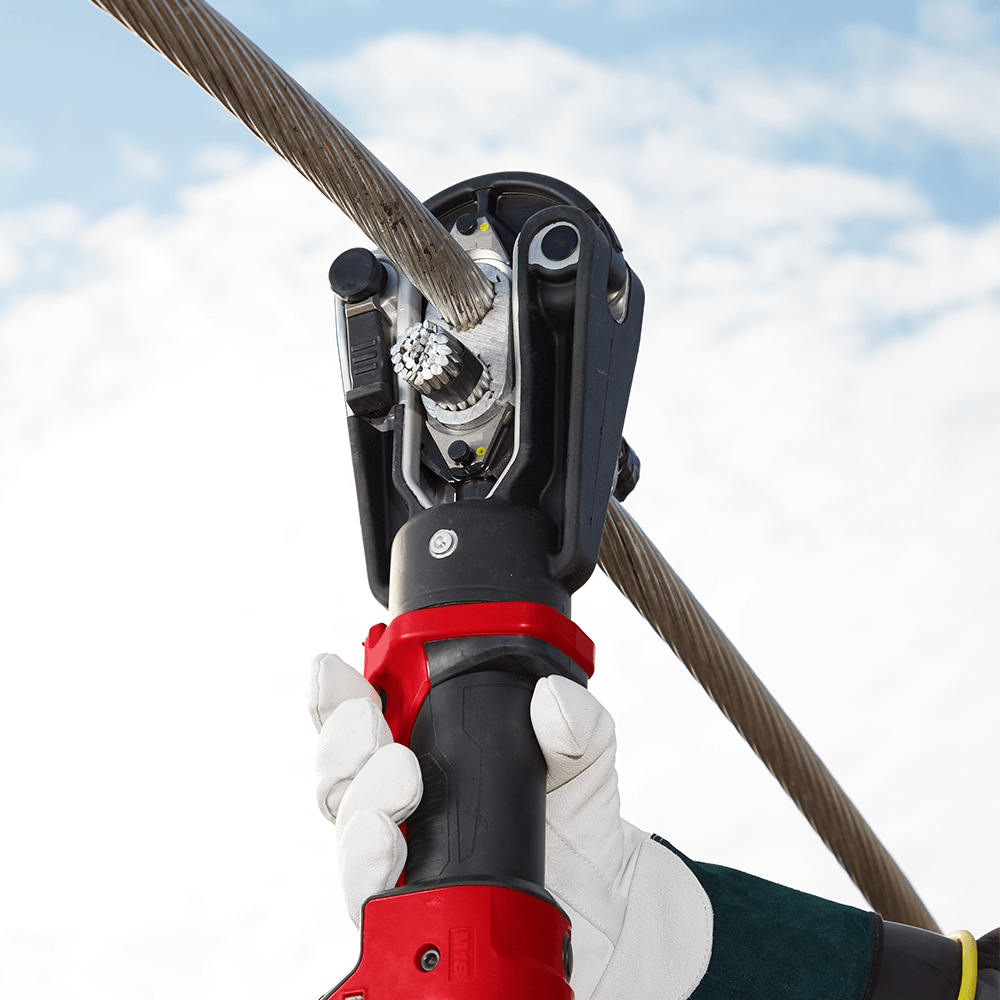 Milwaukee M18™ FORCE LOGIC™ 137kN Inline Utility Crimper (Tool Only) M18HCCT1370B