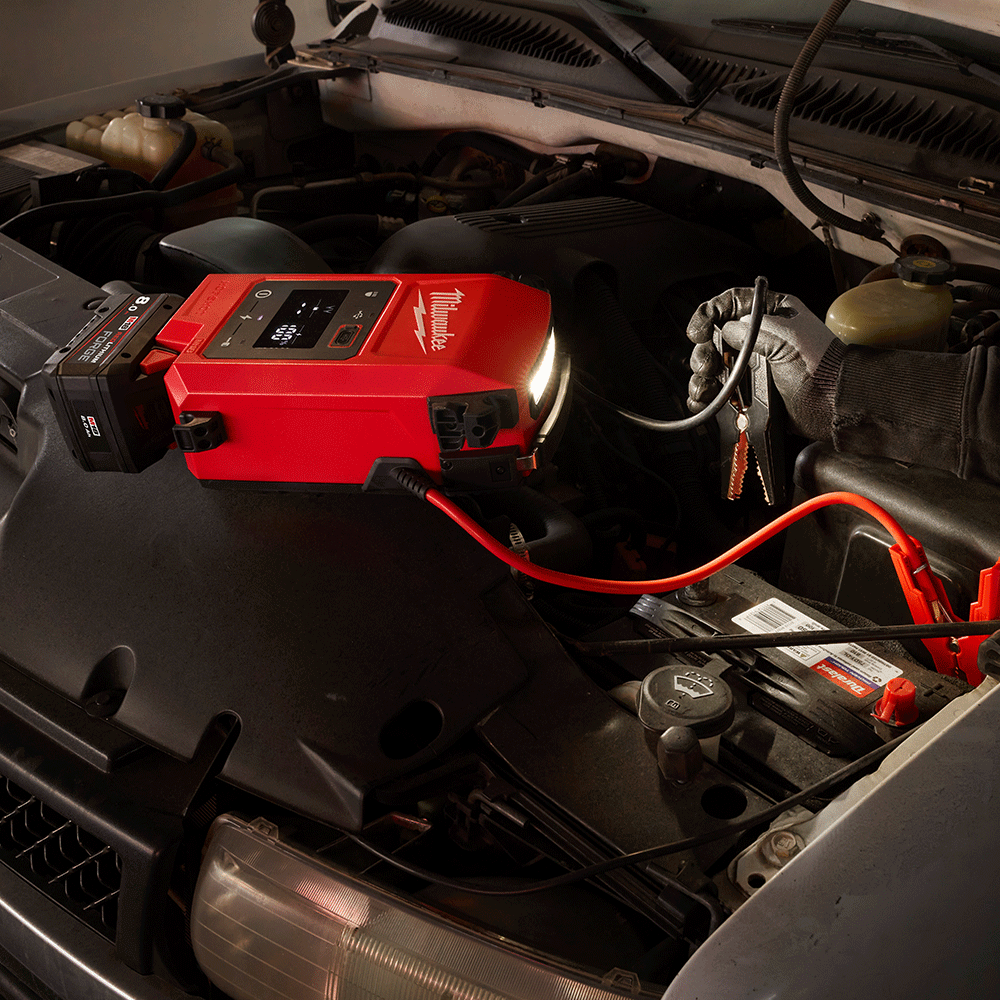 Milwaukee M18™ HOTSHOT Jump Starter 2,000A M18JS2000-0