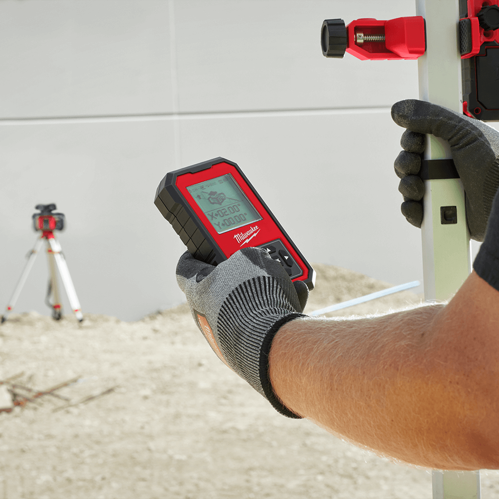 Milwaukee M18™ Dual Grade Rotary Laser 1,220m (4000') Red (Tool Only) M18RL12200C