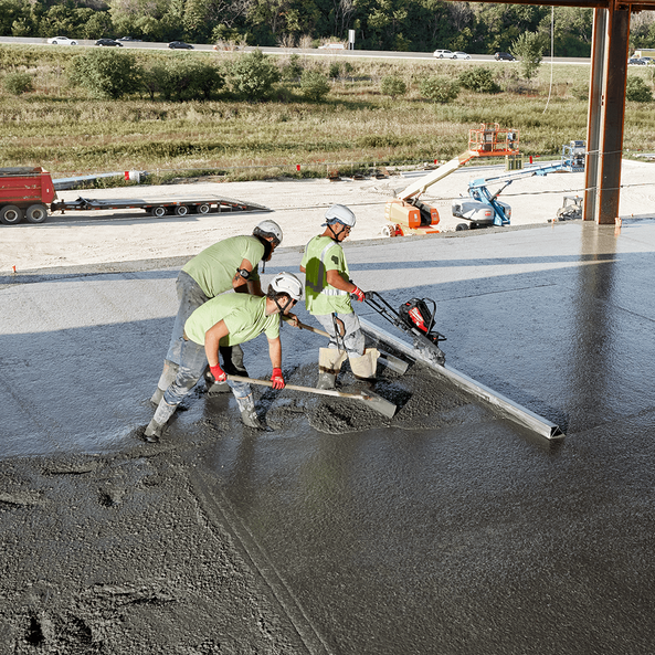 MX FUEL™ Powered Screed Concrete - MXFPSC-0 by Milwaukee