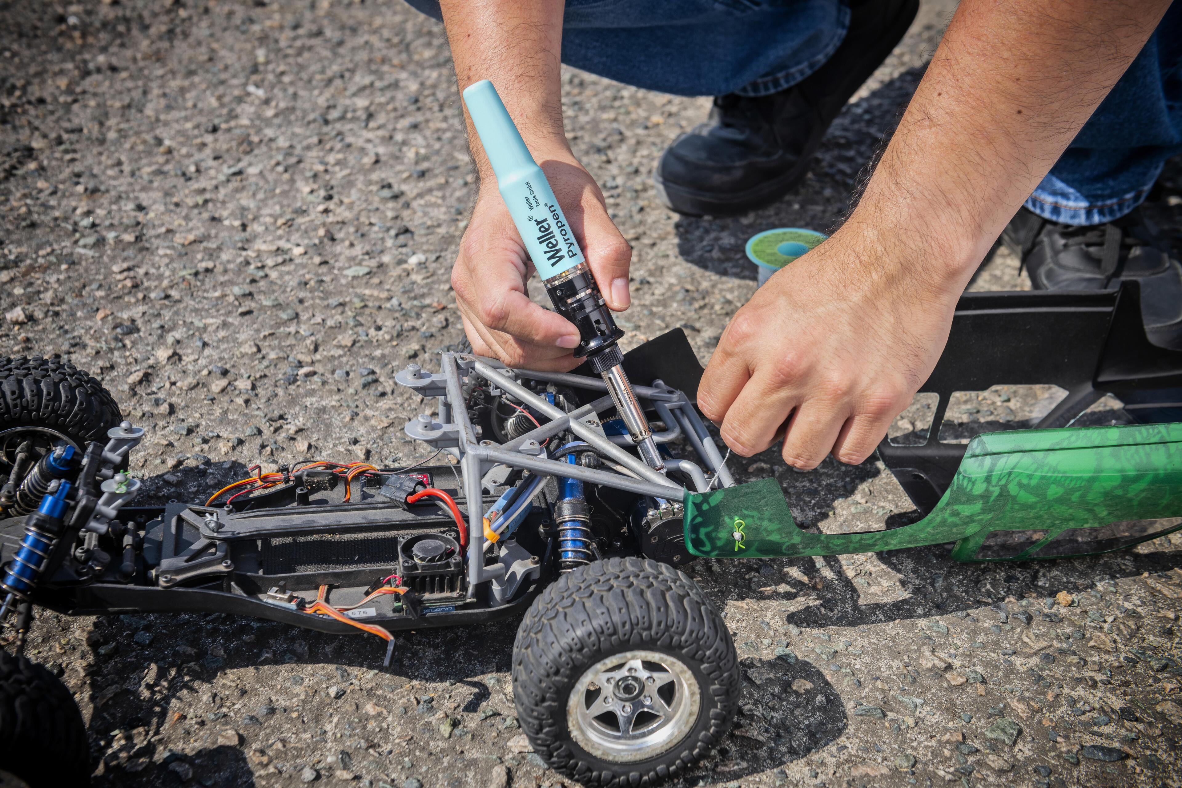 Weller Cordless Pyropen Butane Profi Line Soldering Iron Kit WSTA3