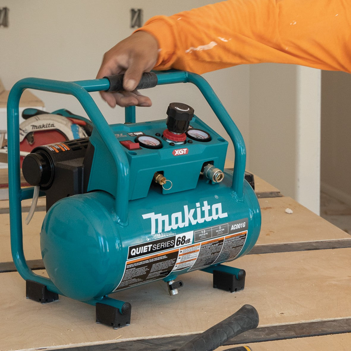 40V Max Brushless Air Compressor Bare (Tool Only) AC001GZ by Makita