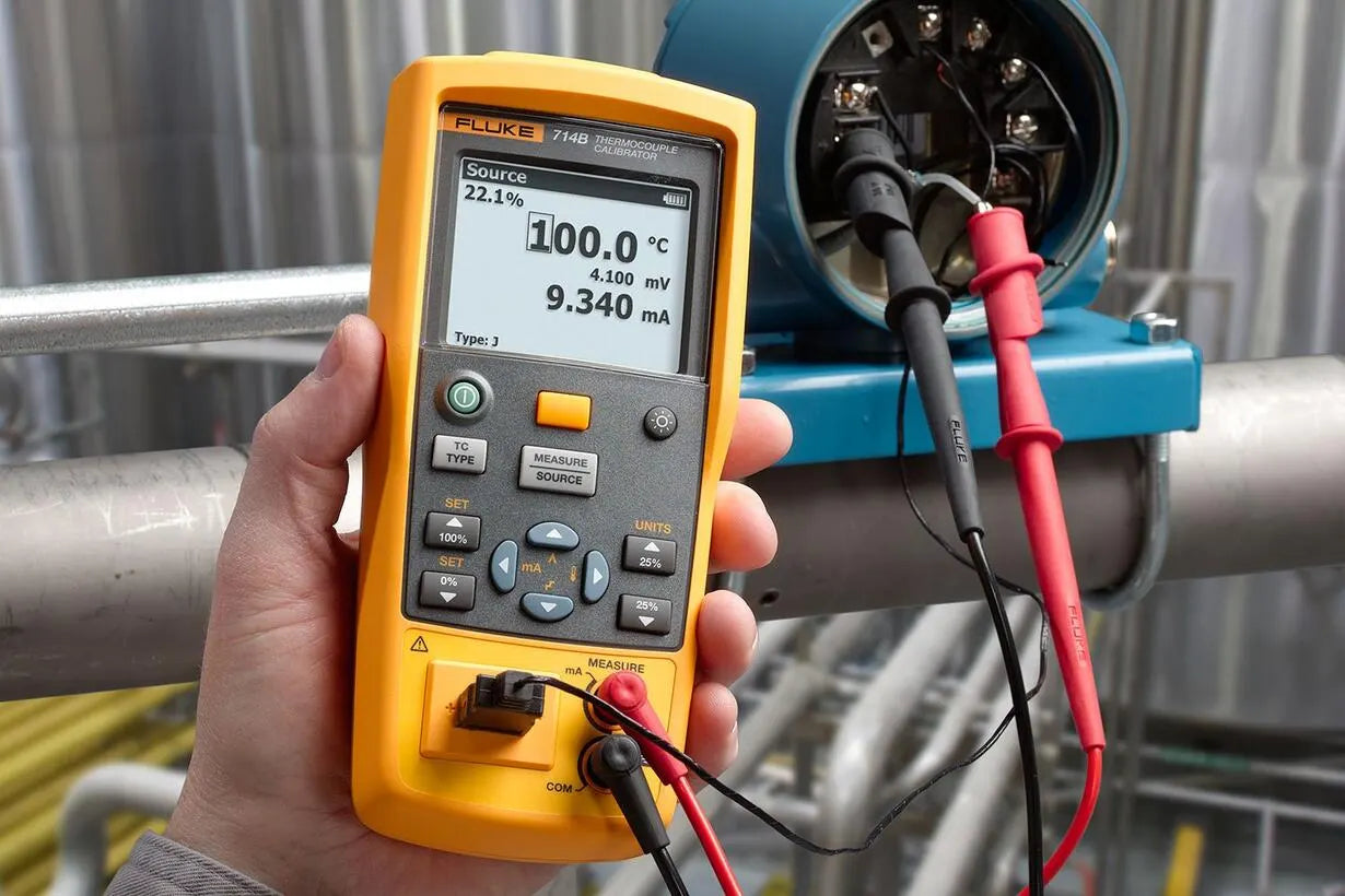 Fluke 714B Thermocouple Calibrator FLU714B