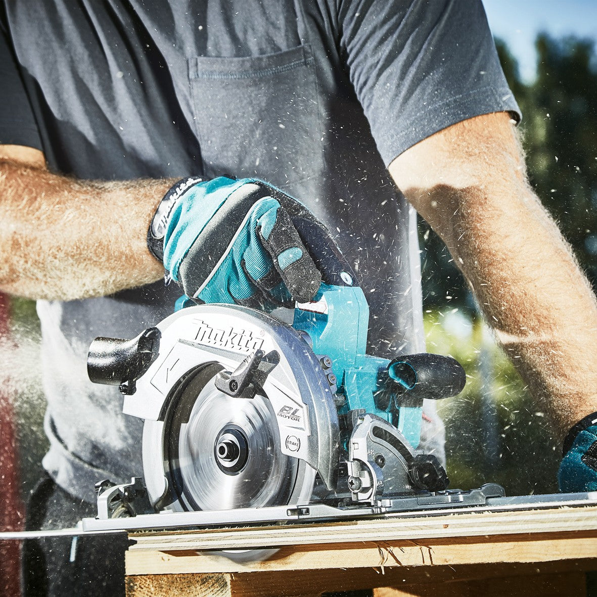 Makita 40V Max Brushless 185mm (7-1/4") Circular Saw Bare (Tool Only) HS004GZ