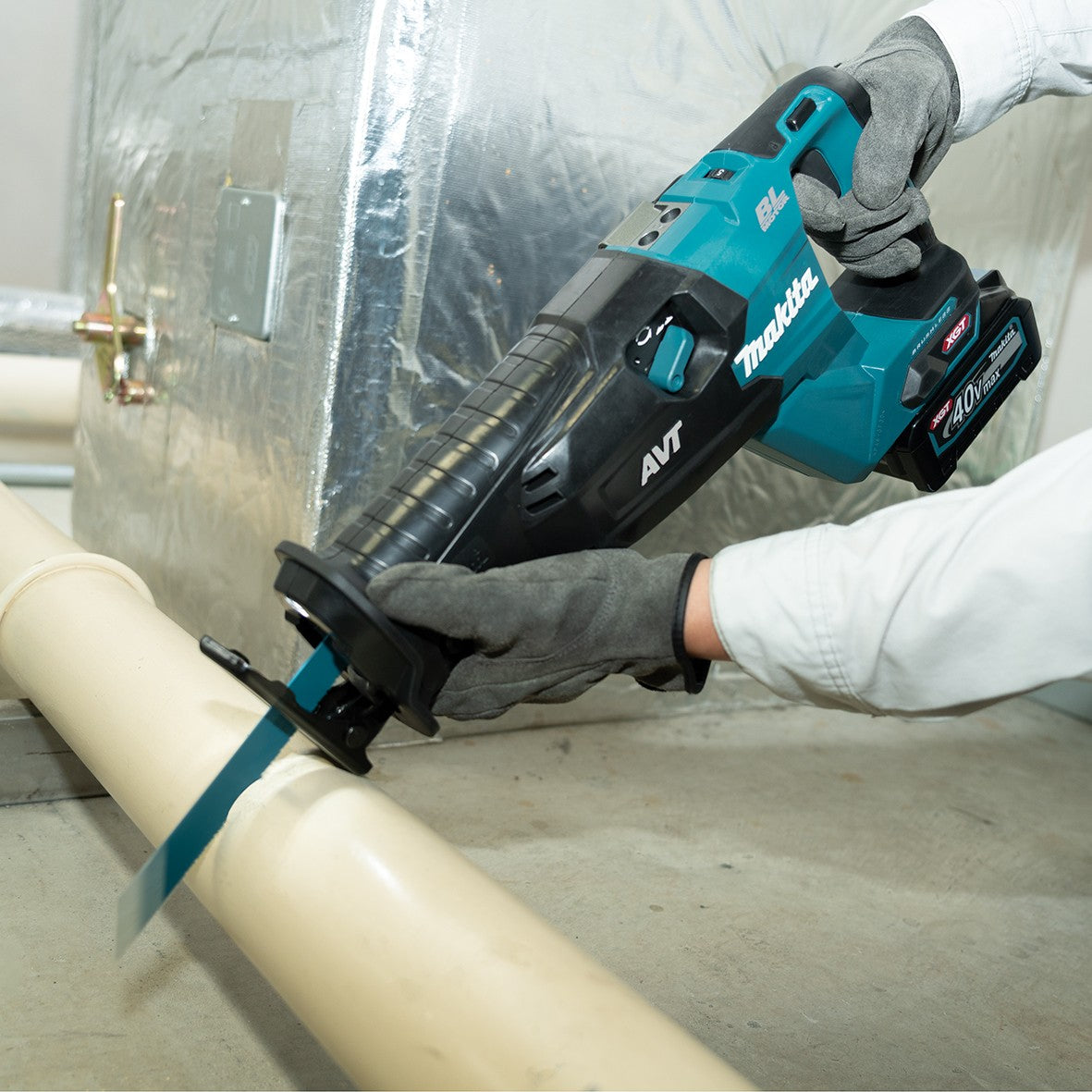 Makita 40V Max Brushless Orbital Recipro Saw Kit JR002GM201