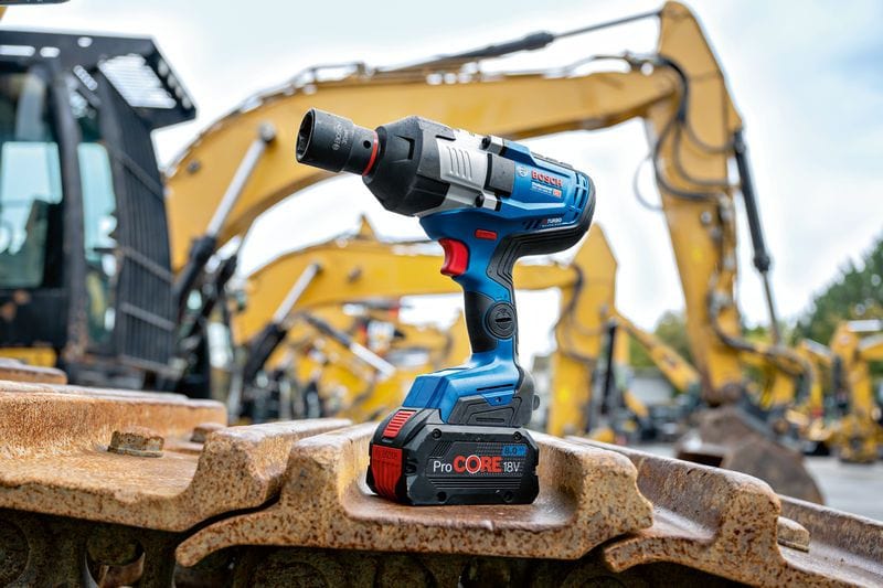 Bosch 18V 8.0Ah 3/4" Cordless Impact Wrench Kit (06019M1041) GDS 18V-1600 HC