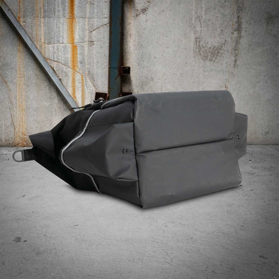 Insulated Black Crib Bag RX05L106BK by Rugged Xtremes