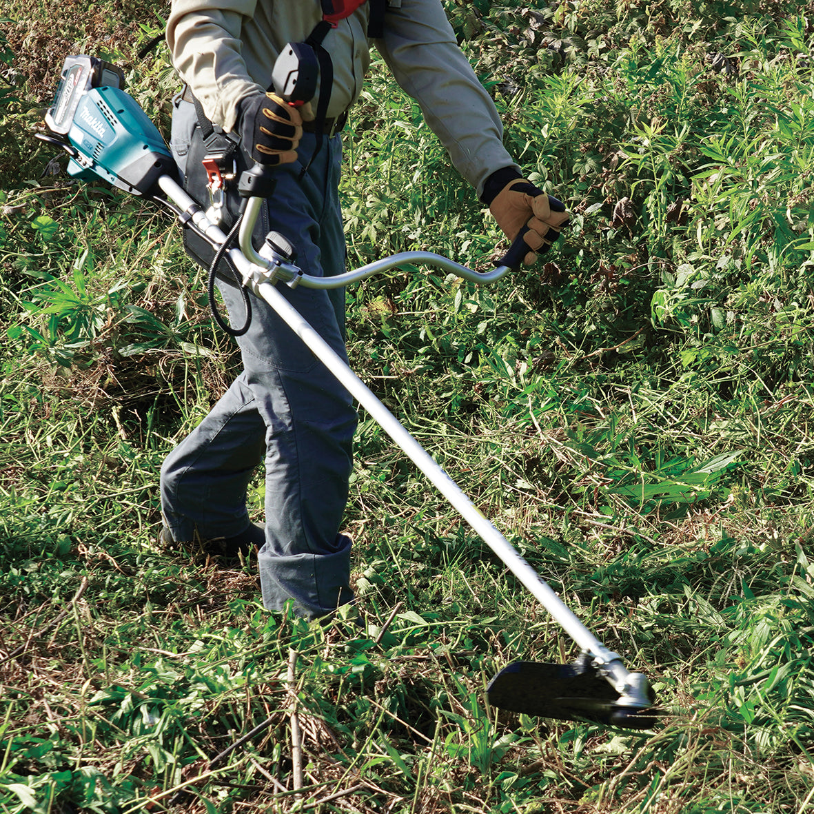 Makita 40V Max Brushless U-Handle Brushcutter UR016GZ01