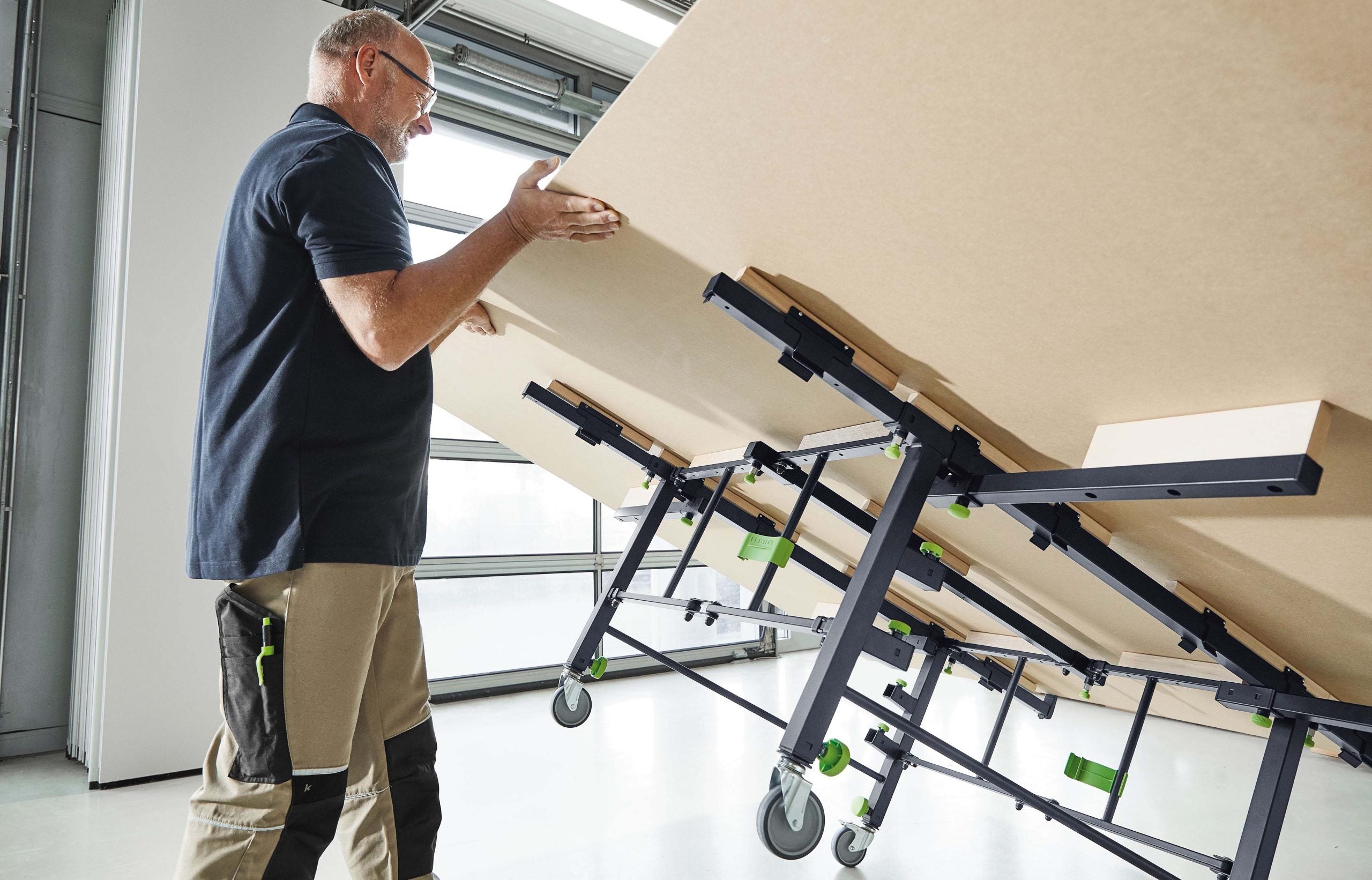Mobile Sawing & Work Table STM1800 205183 by Festool