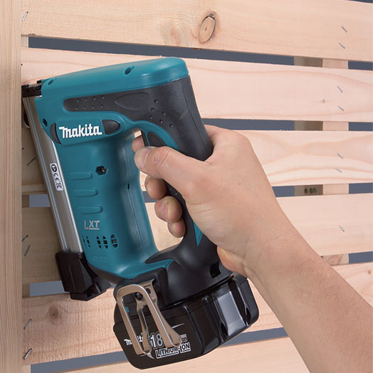 18V Mobile T50 Stapler DST221Z by Makita