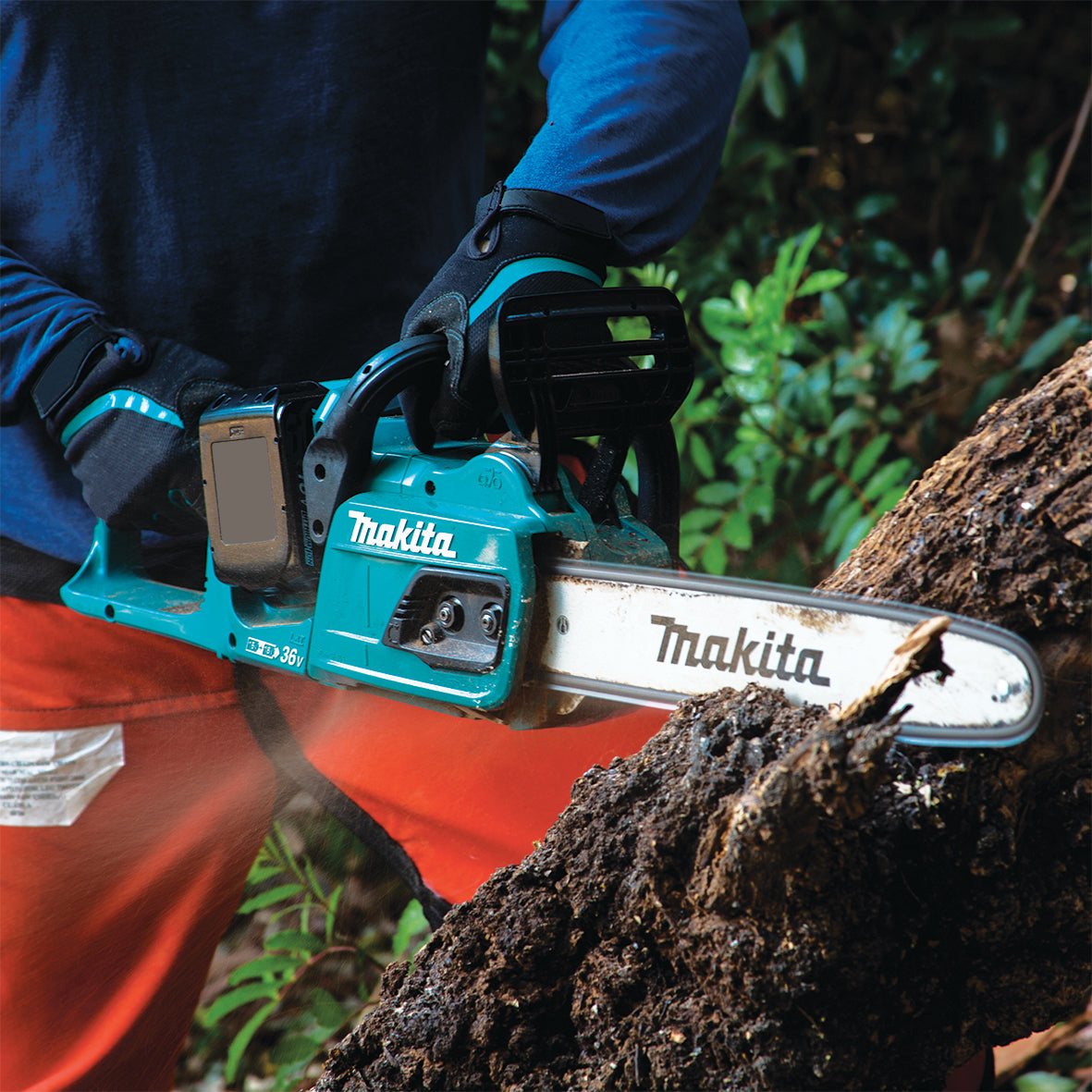 18Vx2 5.0Ah 350mm 14" Brushless Chainsaw Kit DUC355PT2 by Makita