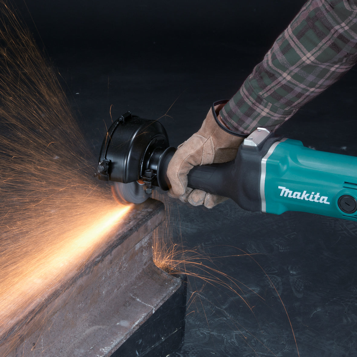 125mm (5") Straight Grinder GS5000 by Makita