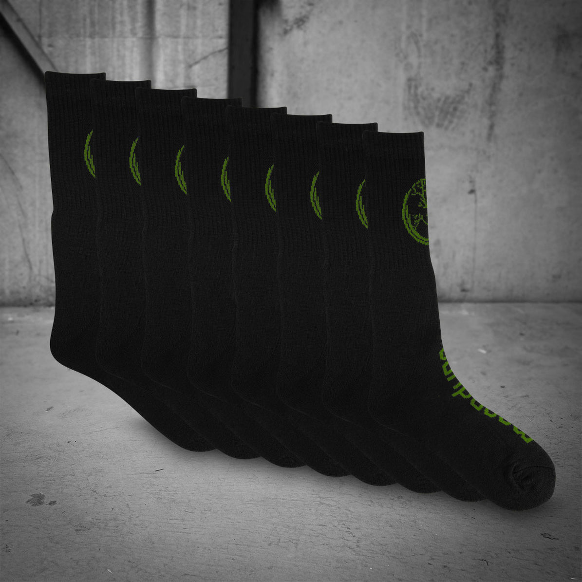 4 Pair Premium Bamboo / Polyester Promo Socks Black Size 7-12 M00B0712-4BK by Moondyne