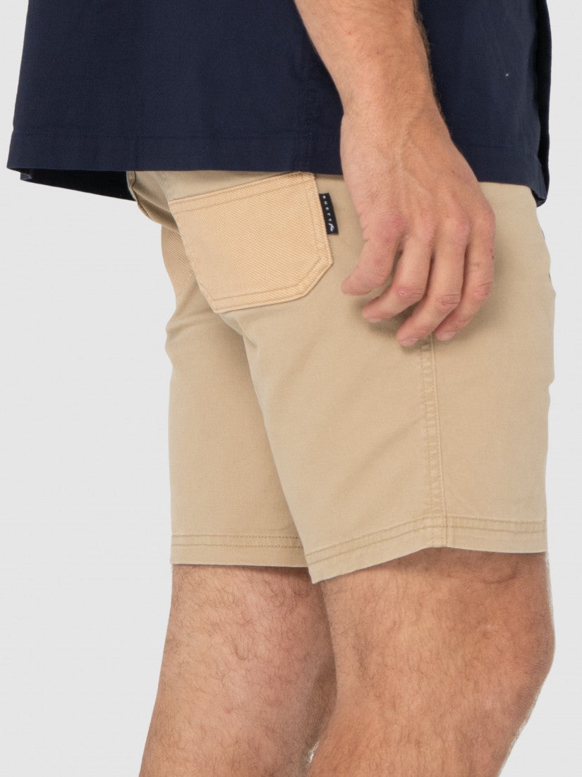 Endeavor 19 Short